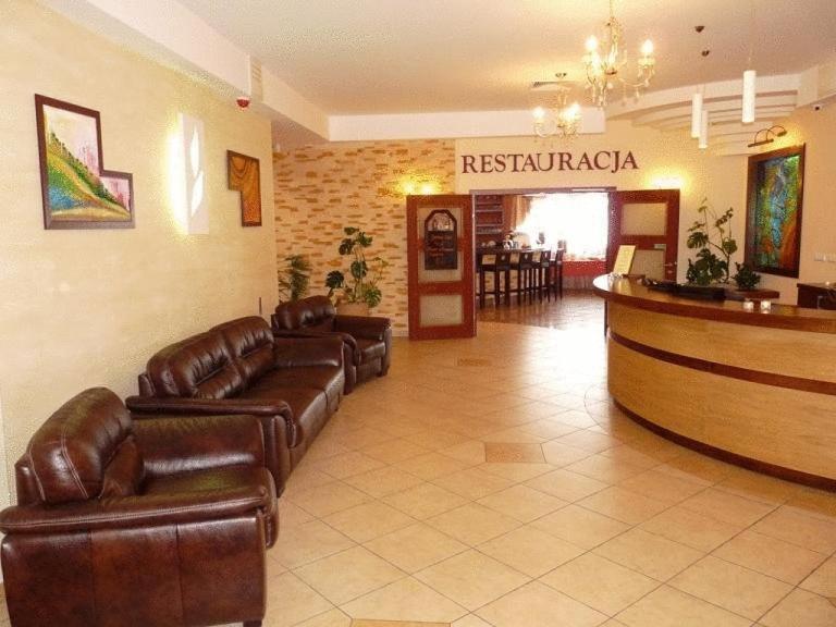 Zajazd Sokol Hotel Nienadówka Exterior foto