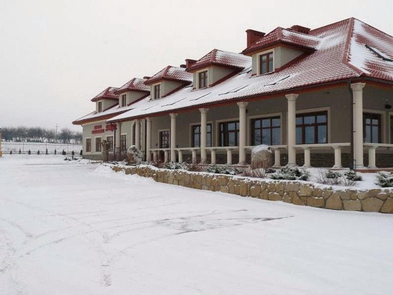 Zajazd Sokol Hotel Nienadówka Exterior foto